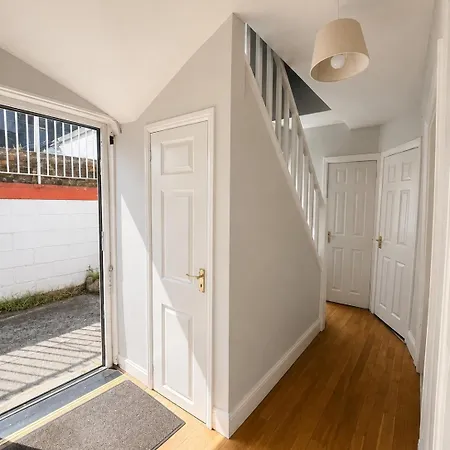 Spacious 4 Bedroom In Sleeps 7 Casa vacanze